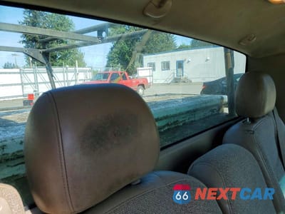 Zdjęcie 10 z 12 samochodu: 2005 CHEVROLET SILVERADO C1500 VIN:1GCEC14X35Z152156 - miniatura