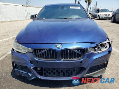 Piąte zdjęcie samochodu w środku: 2016 BMW 340 I VIN:WBA8B3G51GNT92979 - miniatura