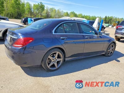 Trzecie zdjęcie samochodu z tyłu: 2018 MERCEDES-BENZ C 300 4MATIC VIN:55SWF4KB0JU257191 - miniatura