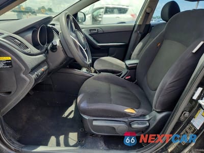 Zdjęcie 7 z 12 samochodu: 2012 KIA FORTE EX VIN:KNAFU4A24C5488587 - miniatura