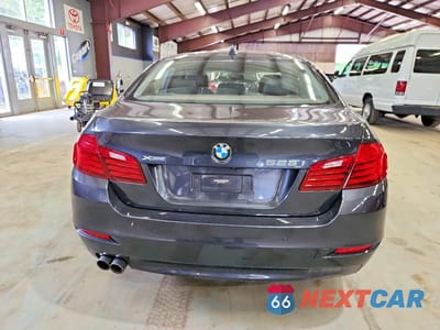 Zdjęcie 6 z 12 samochodu: 2015 BMW 528 XI VIN:WBA5A7C56FD626301 - miniatura