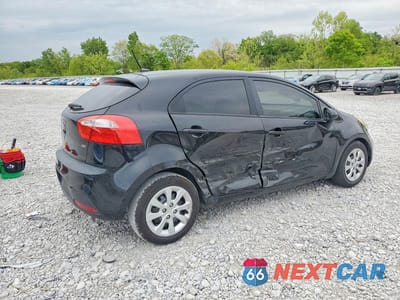 Trzecie zdjęcie samochodu z tyłu: 2013 KIA RIO LX VIN:KNADM5A37D6319200 - miniatura