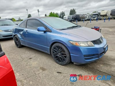 Czwarte zdjęcie samochodu z boku: 2010 HONDA CIVIC LX VIN:2HGFG1B61AH514547 - miniatura