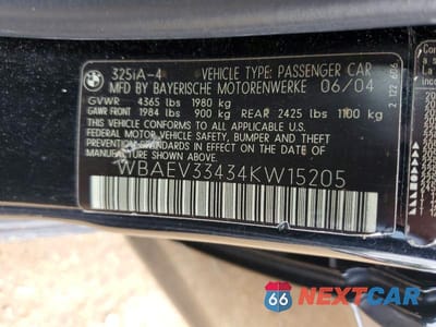 Zdjęcie 12 z 12 samochodu: 2004 BMW 325 I VIN:WBAEV33434KW15205 - miniatura