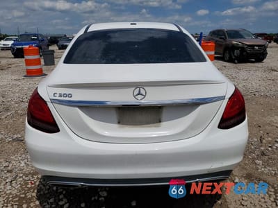 Zdjęcie 6 z 13 samochodu: 2019 MERCEDES-BENZ C 300 VIN:55SWF8DB9KU288185 - miniatura