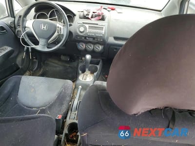 Zdjęcie 8 z 12 samochodu: 2007 HONDA FIT S VIN:JHMGD38657S049981 - miniatura
