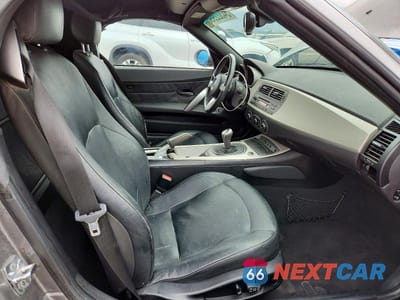 Zdjęcie 10 z 12 samochodu: 2004 BMW Z4 3.0 VIN:4USBT53564LT27229 - miniatura