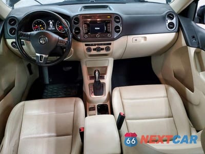 Zdjęcie 8 z 13 samochodu: 2013 VOLKSWAGEN TIGUAN S VIN:WVGAV3AX2DW617711 - miniatura