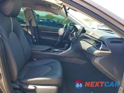 Zdjęcie 7 z 13 samochodu: 2024 TOYOTA CAMRY SE VIN:4T1G11AK0RU861617 - miniatura
