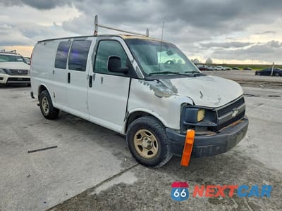 Czwarte zdjęcie samochodu z boku: 2006 CHEVROLET EXPRESS G1500 VIN:1GCFG15X061141476 - miniatura