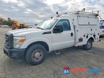 2013 FORD F350 SUPER DUTY 1FDRF3A66DEB92605 - główne zdjęcie licytacji z USA - miniatura