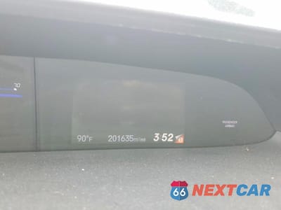 Zdjęcie 9 z 12 samochodu: 2015 HONDA CIVIC LX VIN:19XFB2F5XFE233158 - miniatura