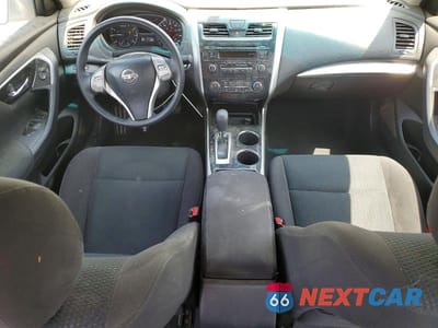 Zdjęcie 8 z 12 samochodu: 2014 NISSAN ALTIMA 2.5 S VIN:1N4AL3AP6EC273951 - miniatura