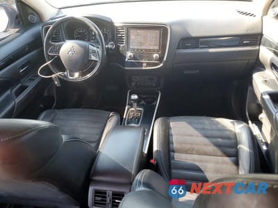 Zdjęcie 8 z 13 samochodu: 2020 MITSUBISHI OUTLANDER SE VIN:JA4AZ3A3XLZ048801 - miniatura