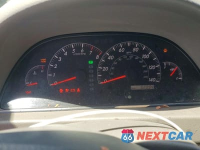 Zdjęcie 9 z 12 samochodu: 2005 TOYOTA CAMRY LE VIN:JTDBE32K850313640 - miniatura