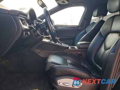 Zdjęcie 7 z 13 samochodu: 2017 PORSCHE MACAN VIN:WP1AA2A54HLB82012 - miniatura