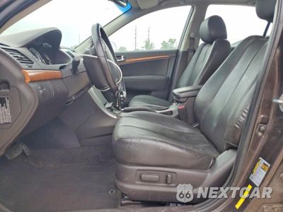 Zdjęcie 7 z 12 samochodu: 2010 HYUNDAI SONATA VIN:5NPEU4ACXAH638321 - miniatura