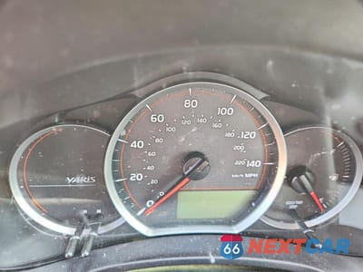 Zdjęcie 9 z 13 samochodu: 2012 TOYOTA YARIS 5-DOOR L VIN:JTDKTUD32CD533802 - miniatura
