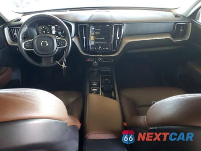 Zdjęcie 8 z 14 samochodu: 2020 VOLVO XC60 T5 MOMENTUM VIN:YV4102RK3L1511489 - miniatura