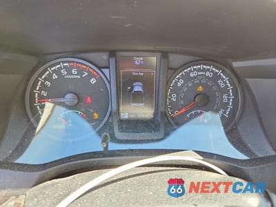 Zdjęcie 9 z 13 samochodu: 2020 TOYOTA TACOMA SR VIN:3TYSX5ENXLT001992 - miniatura
