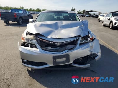 Piąte zdjęcie samochodu w środku: 2013 ACURA ILX 20 TECH VIN:19VDE1F72DE003419 - miniatura