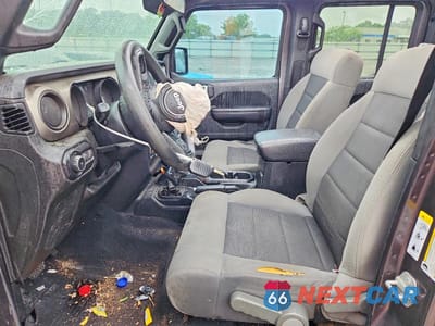 Zdjęcie 7 z 14 samochodu: 2018 JEEP WRANGLER UNLIMITED SPORT VIN:1C4HJXDGXJW151555 - miniatura