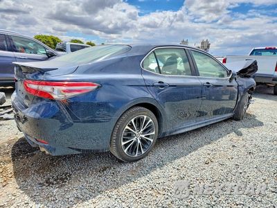 Trzecie zdjęcie samochodu z tyłu: 2018 TOYOTA CAMRY SE VIN:JTNB11HK4J3039302 - miniatura