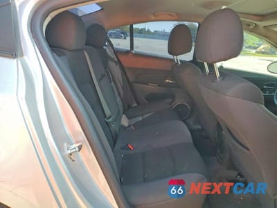 Zdjęcie 10 z 12 samochodu: 2015 CHEVROLET CRUZE LT VIN:1G1PC5SB0F7242894 - miniatura