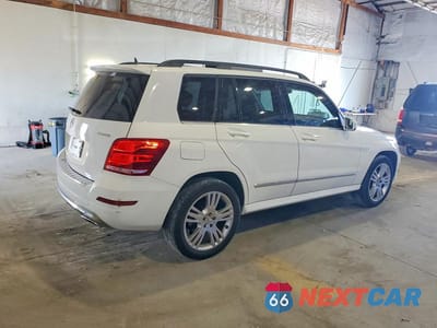 Trzecie zdjęcie samochodu z tyłu: 2013 MERCEDES-BENZ GLK 350 4MATIC VIN:WDCGG8JB3DG021036 - miniatura