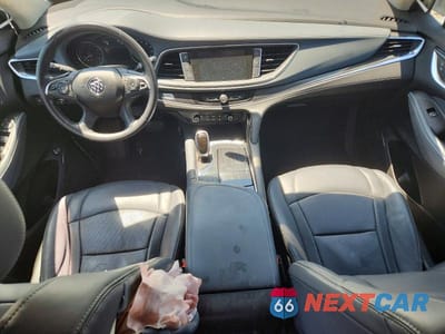 Zdjęcie 8 z 13 samochodu: 2018 BUICK ENCLAVE VIN:5GAEVAKW6JJ266294 - miniatura