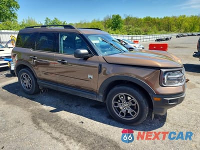 Czwarte zdjęcie samochodu z boku: 2022 FORD BRONCO SPORT BIG BEND VIN:3FMCR9B63NRD76316 - miniatura