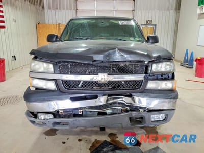 Piąte zdjęcie samochodu w środku: 2004 CHEVROLET SILVERADO K1500 VIN:2GCEK19T141225962 - miniatura