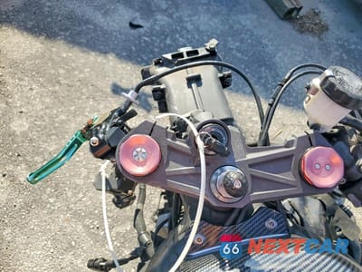 Zdjęcie 7 z 10 samochodu: 2016 KAWASAKI ZX636 E VIN:JKBZXJE1XGA020082 - miniatura
