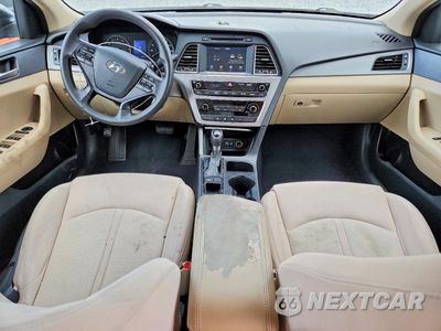 Zdjęcie 8 z 12 samochodu: 2017 HYUNDAI SONATA SE VIN:5NPE24AF8HH466882 - miniatura