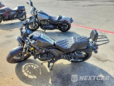 Trzecie zdjęcie samochodu z tyłu: 2021 HONDA CMX500 A VIN:MLHPC5659M5400537 - miniatura