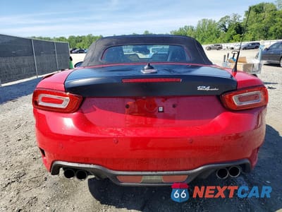 Zdjęcie 6 z 12 samochodu: 2018 FIAT 124 SPIDER CLASSICA VIN:JC1NFAEK1J0139895 - miniatura