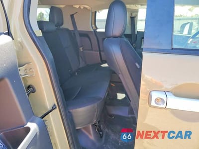 Zdjęcie 11 z 13 samochodu: 2012 TOYOTA FJ CRUISER BASE VIN:JTEBU4BF0CK148658 - miniatura