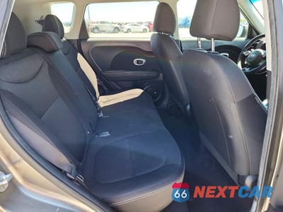 Zdjęcie 10 z 12 samochodu: 2018 KIA SOUL BASE VIN:KNDJN2A26J7610852 - miniatura