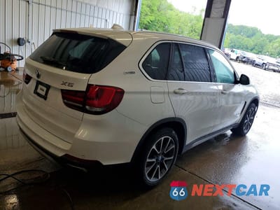 Trzecie zdjęcie samochodu z tyłu: 2017 BMW X5 XDR40E VIN:5UXKT0C32H0V97118 - miniatura