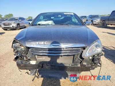 Piąte zdjęcie samochodu w środku: 2012 CHRYSLER 200 LIMITED VIN:1C3BCBFG8CN234091 - miniatura