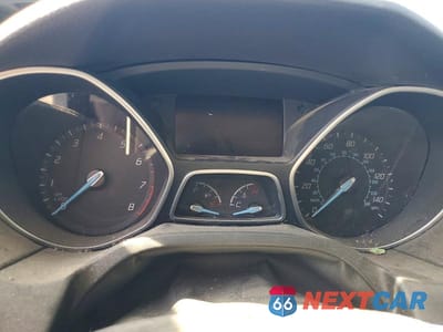 Zdjęcie 9 z 12 samochodu: 2013 FORD FOCUS SE VIN:1FADP3K21DL163926 - miniatura