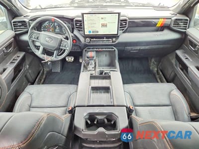 Zdjęcie 8 z 12 samochodu: 2025 TOYOTA TUNDRA SR5 VIN:5TFWA5DB7SX253553 - miniatura