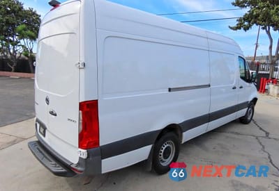 Trzecie zdjęcie samochodu z tyłu: 2021 MERCEDES-BENZ SPRINTER 2500 VIN:W1Y40CHY3MT057659 - miniatura