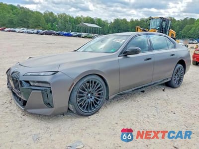 2024 BMW 760 XI WBA33EJ01RCS34401 - główne zdjęcie licytacji z USA - miniatura