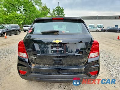 Zdjęcie 6 z 13 samochodu: 2019 CHEVROLET TRAX LS VIN:3GNCJKSB7KL333751 - miniatura