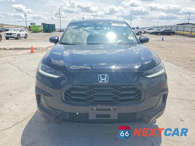 Piąte zdjęcie samochodu w środku: 2025 HONDA HR-V SPORT VIN:3CZRZ1H55SM707902 - miniatura