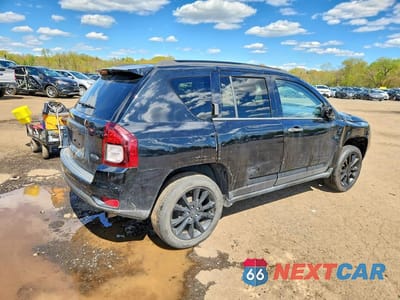 Trzecie zdjęcie samochodu z tyłu: 2014 JEEP COMPASS SPORT VIN:1C4NJCBA6ED691674 - miniatura