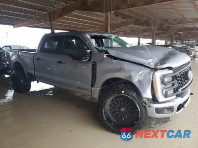 Czwarte zdjęcie samochodu z boku: 2023 FORD F250 VIN:1FT8W2BT2PED87443 - miniatura