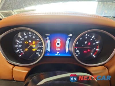 Zdjęcie 9 z 12 samochodu: 2014 MASERATI GHIBLI S VIN:ZAM57RTAXE1081399 - miniatura