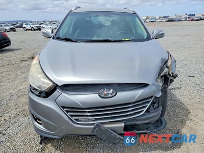 Piąte zdjęcie samochodu w środku: 2013 HYUNDAI TUCSON GLS VIN:KM8JU3AC2DU556081 - miniatura